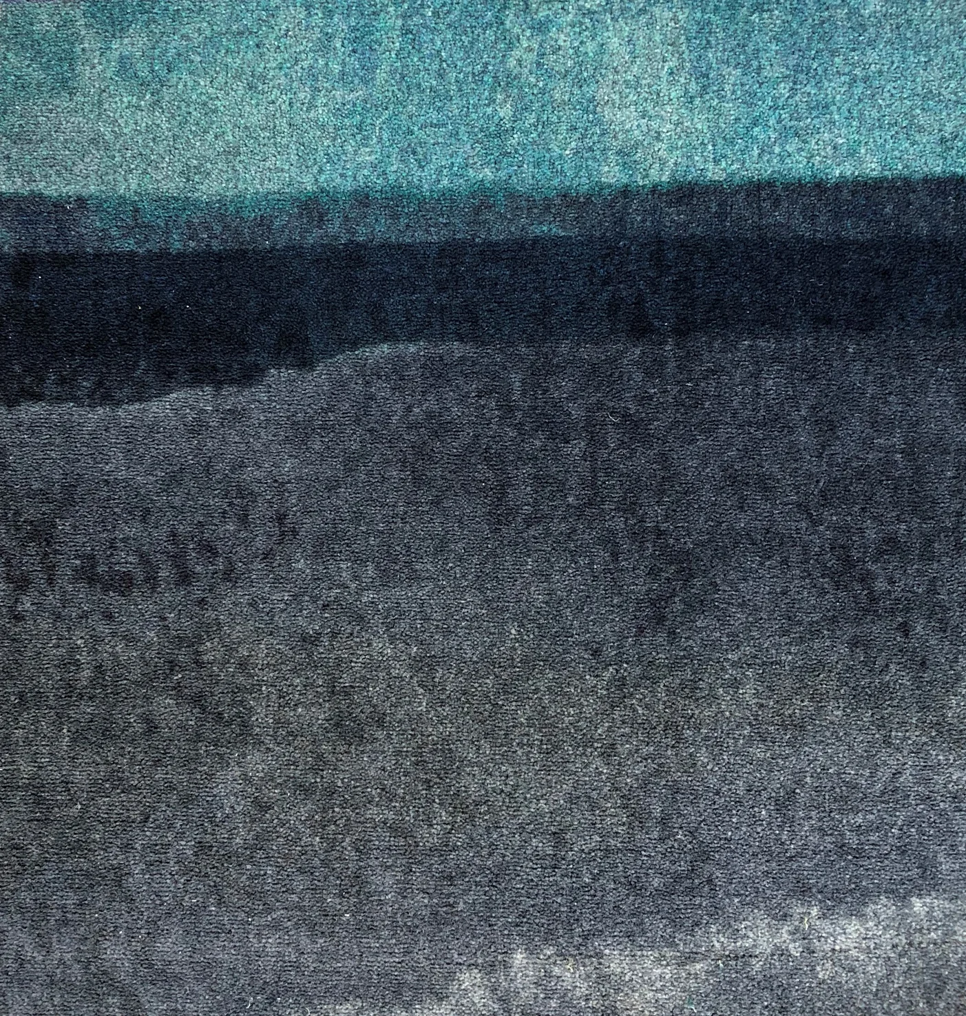 Carpet Horizon Lake detail